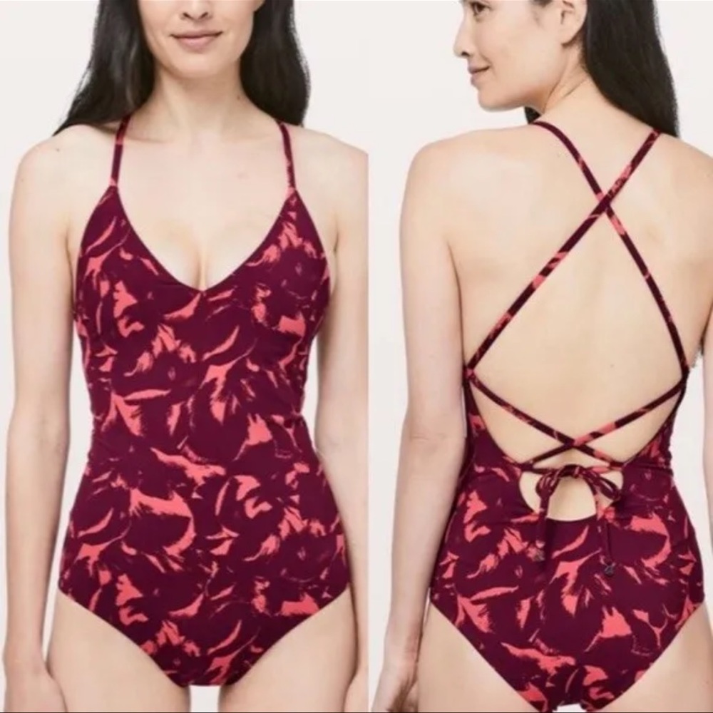 Lululemon weave the waves one piece swimsuit - Size Medium